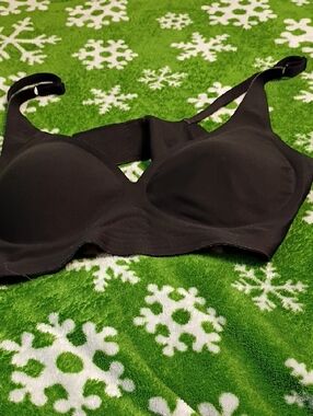 Black Seamless T-Shirt Bra - Women Intimates